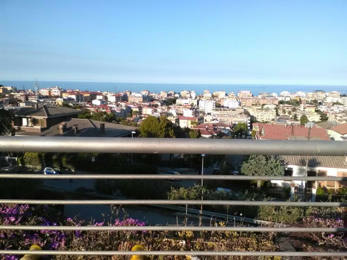 Villa Angela San Benedetto del Tronto Bagian luar foto